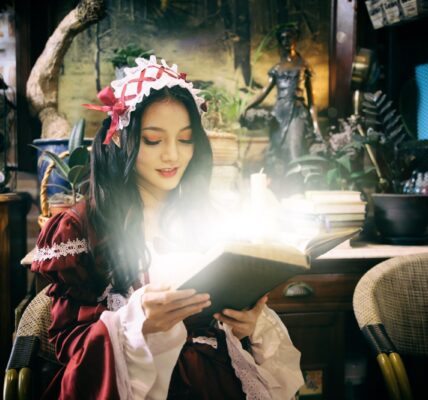 Dlaczego warto sięgnąć po książki fantasy? 6 women holding book of fairy tale 2023 11 27 05 06 53 utc